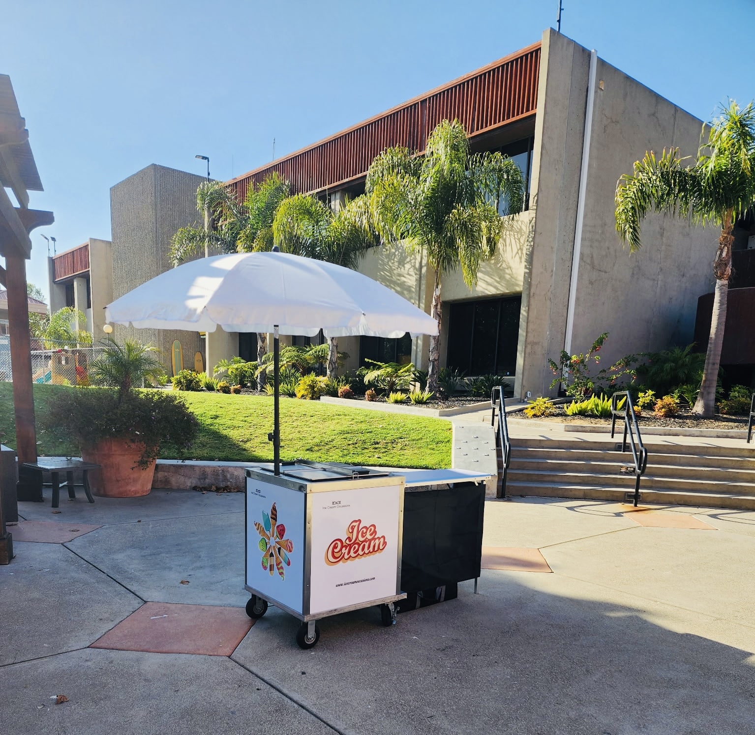 Ice Cream Cart Rental in Los Angeles