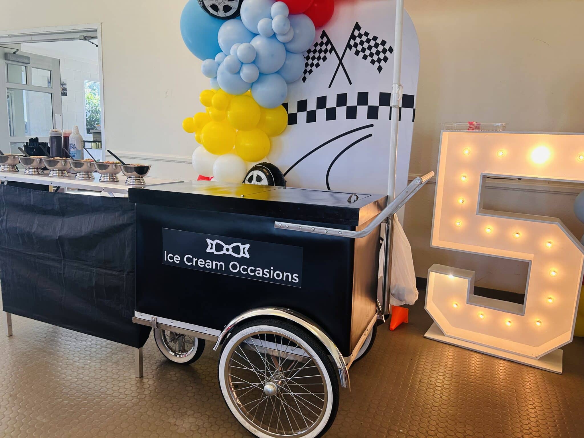 Ice Cream Cart & Truck Catering in Beverly Hills